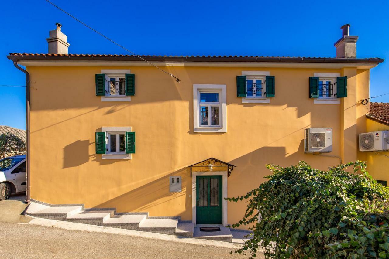 Villa Vilma Opatija Bagian luar foto